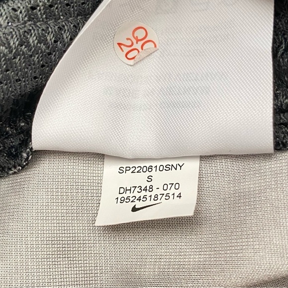 Nike Women’s Dri-Fit Rebel Fly Snake Print Basketball Shorts Black Silver NWT - Picture 12 of 15